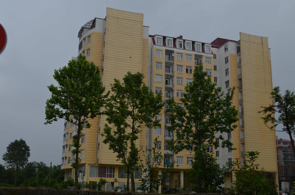 Apartment Like Home Batumi Bilik gambar
